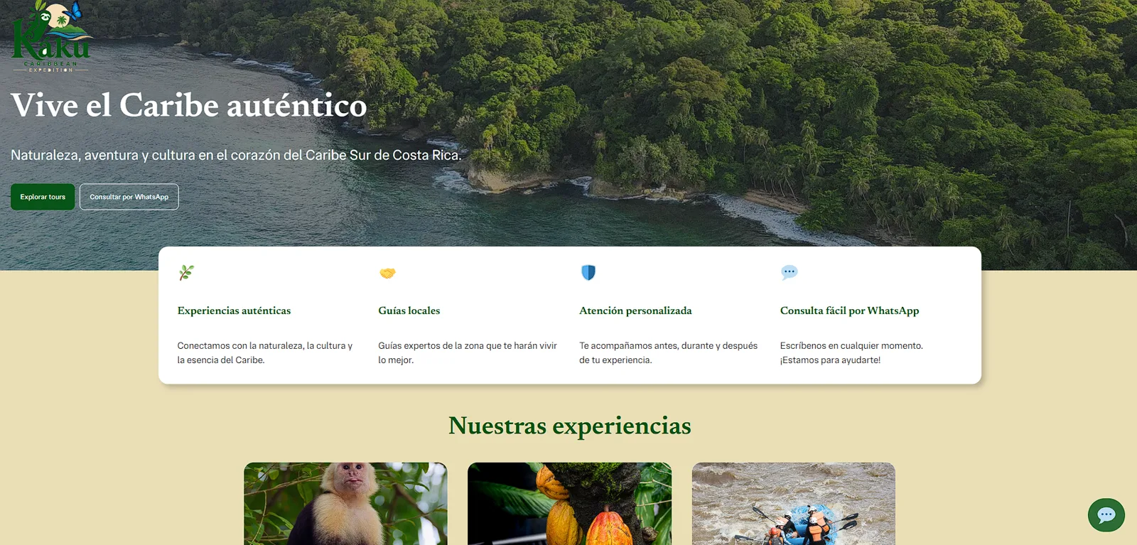 Inicio del sitio de Káku con fotografía del Caribe Sur y botones de tours y WhatsApp